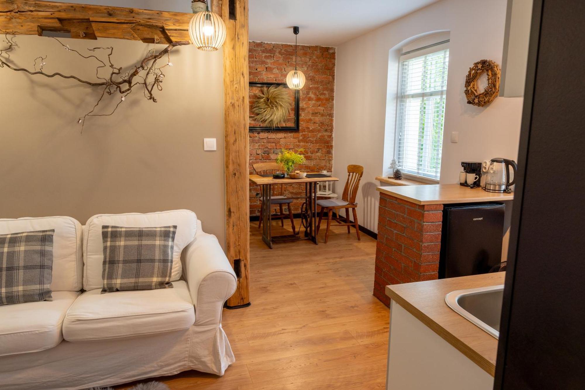 Apartamenty Sudeckie Nad Zalewem IV Sosnówka Esterno foto